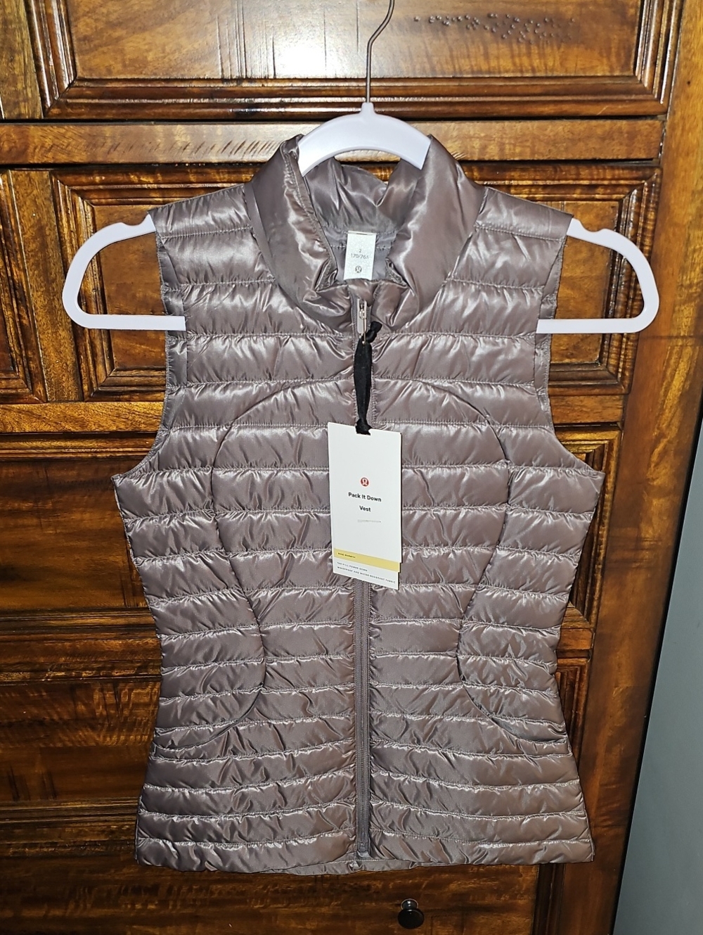 Lululemon Pack It Down Vest!! Nwts Sz 2!! Gorgeous, LNRR!!! Dont Miss Out